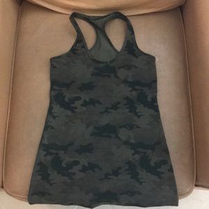 Lululemon Camo tank